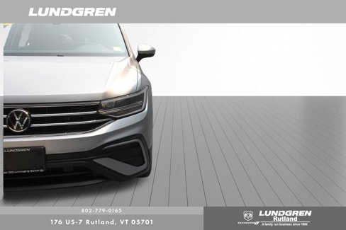 Used 2023 Volkswagen Tiguan SE image 36