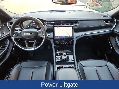 Used 2024 Jeep Grand Cherokee Limited 4xe image 9