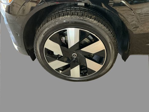 Certified 2025 Volvo XC60 T8 Plus w/ Climate Package image 19