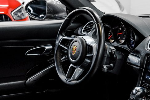 Used 2022 Porsche 718 Cayman image 22