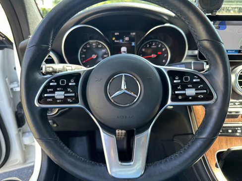 Used 2020 Mercedes-Benz GLC 300 4MATIC image 32