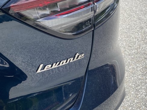 New 2024 Maserati Levante Trofeo image 16