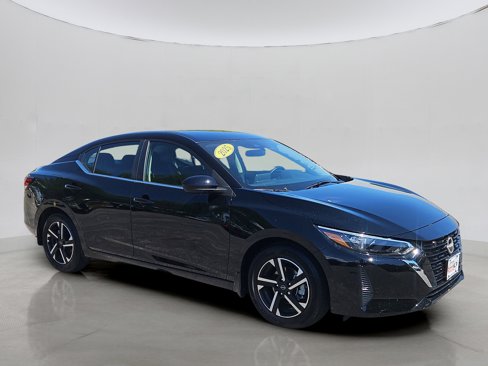 Used 2025 Nissan Sentra SV image 23