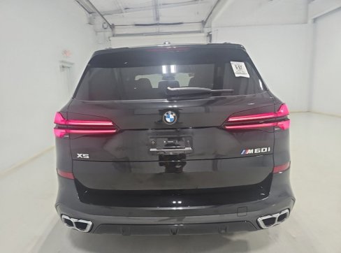 Used 2025 BMW X5 M60i w/ Climate Comfort Package image 5