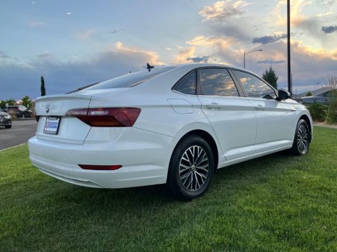 Used 2019 Volkswagen Jetta SEL image 10