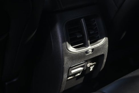 Used 2020 Jeep Cherokee Limited image 23