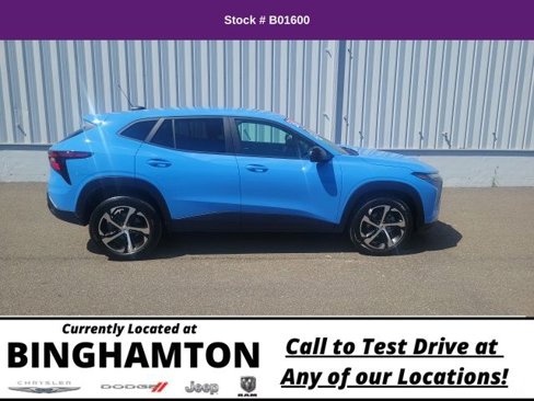 Used 2024 Chevrolet Trax RS image 4