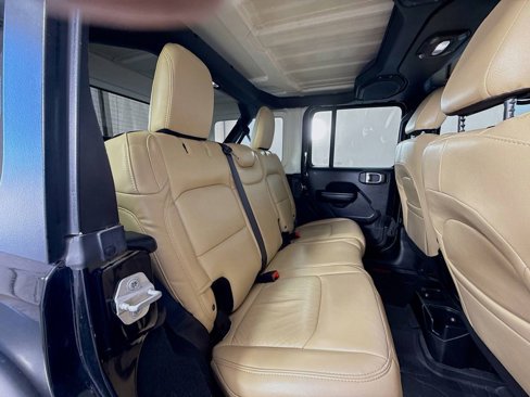 Used 2018 Jeep Wrangler Unlimited Sport S image 7