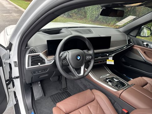 New 2026 BMW X5 xDrive40i w/ Premium Package image 12