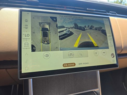 New 2025 Land Rover Range Rover Long Wheelbase SE image 29