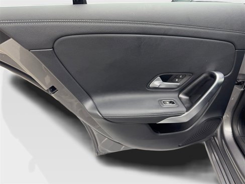 Used 2025 Mercedes-Benz CLA 250 image 34