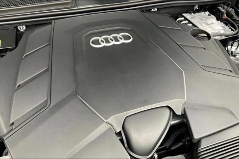 Certified 2025 Audi Q7 3.0T Premium image 32