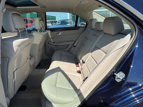 Used 2014 Mercedes-Benz E 350 4MATIC Sedan w/ Premium 1 Package image 6