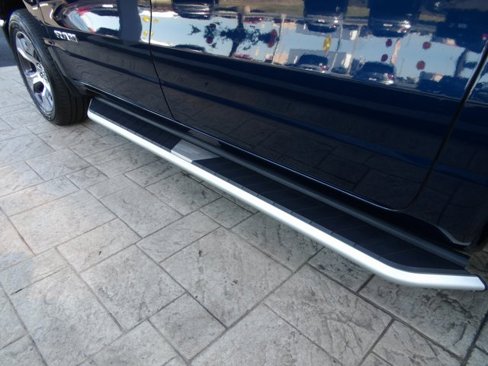 Used 2024 RAM 1500 Laramie image 13