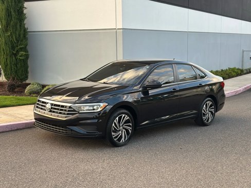 Used 2021 Volkswagen Jetta SEL image 1