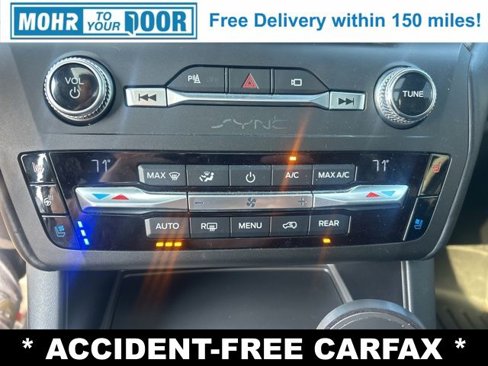 Used 2020 Ford Explorer Platinum w/ Premium Technology Package image 21