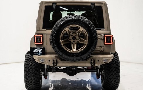 Used 2025 Jeep Wrangler Sport image 12