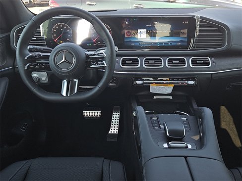 New 2026 Mercedes-Benz GLS 450 4MATIC image 16