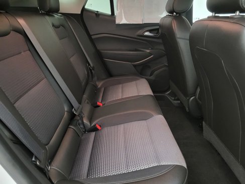 Used 2024 Chevrolet Trax LT image 36