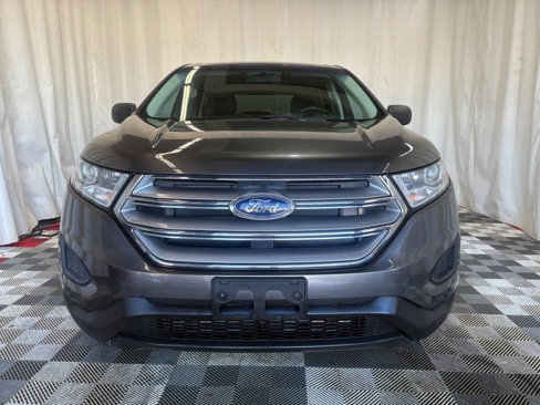 Used 2018 Ford Edge SE image 4