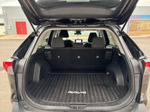 Used 2024 Toyota RAV4 XLE image 18
