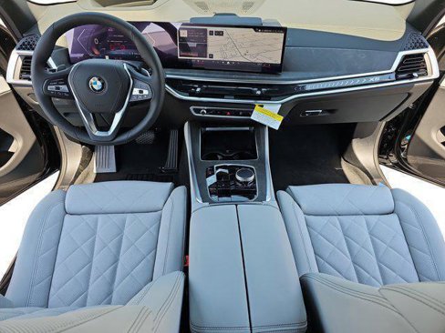 New 2026 BMW X5 sDrive40i image 9