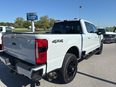 New 2026 Ford F250 Lariat w/ Black Appearance Package image 5
