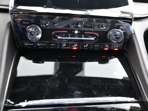 New 2025 Jeep Grand Cherokee L Limited w/ Black Appearance Package image 19