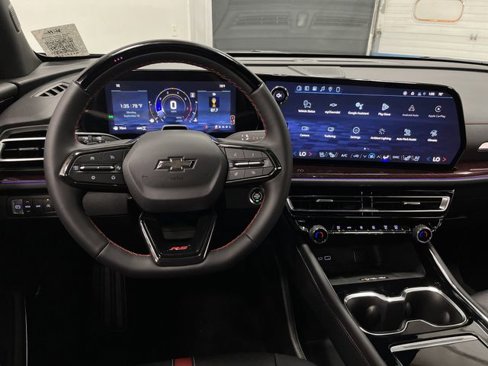New 2026 Chevrolet Traverse RS image 5