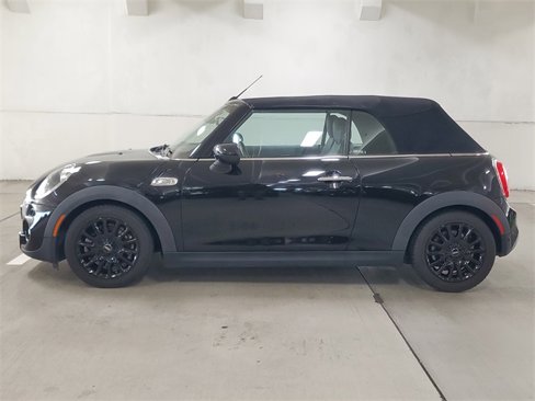Used 2021 MINI Cooper S image 8