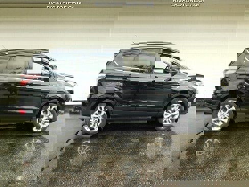 Used 2018 Ford Escape SEL image 5