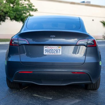 Used 2023 Tesla Model Y Long Range image 6