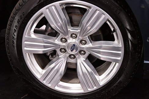 Used 2024 Ford Expedition Max Platinum image 9