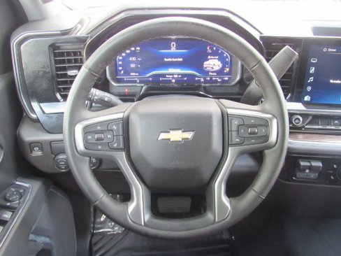 Used 2025 Chevrolet Silverado 1500 LT image 31