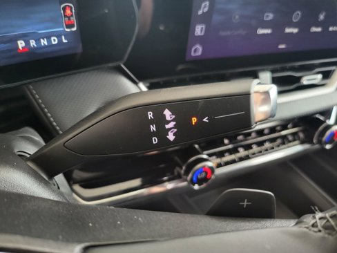 New 2026 Chevrolet Equinox LT w/ Convenience Package II image 19