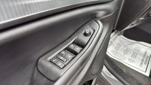 Used 2024 Jeep Grand Cherokee L Laredo image 15