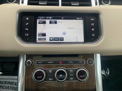 Used 2016 Land Rover Range Rover Sport HSE image 35