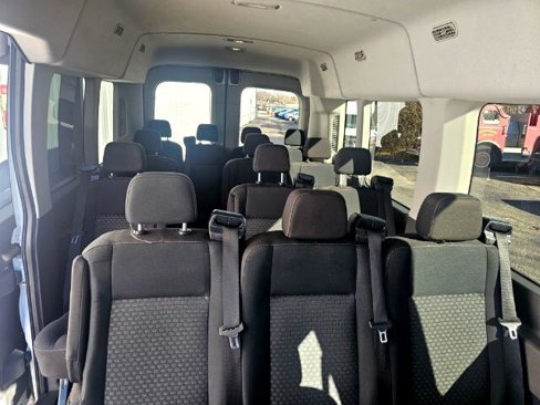 Used 2023 Ford Transit 350 XLT image 29