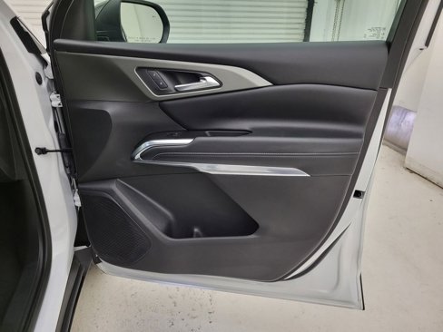 Certified 2025 Chevrolet Traverse LT image 33