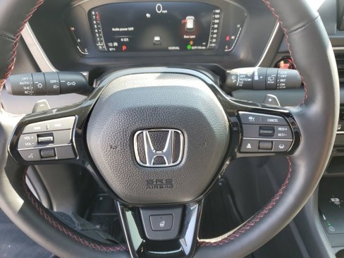 Certified 2025 Honda Pilot Black Edition image 17