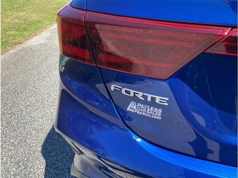 Used 2023 Kia Forte LXS image 32