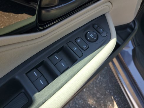 New 2026 Honda Odyssey Touring image 14