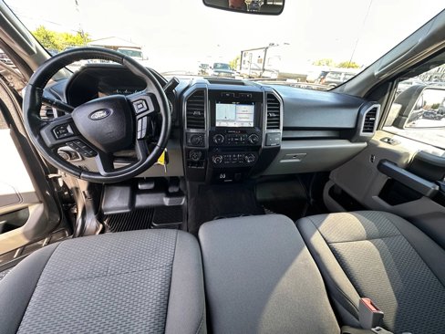 Used 2018 Ford F150 XLT w/ Equipment Group 302A Luxury image 9
