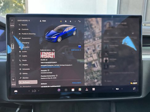 Used 2023 Tesla Model S Plaid image 53