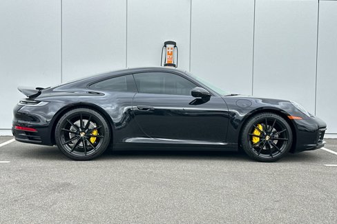 Used 2024 Porsche 911 Carrera image 6