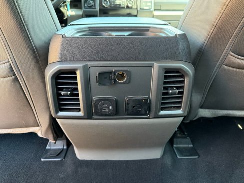 Used 2020 Ford F350 XLT w/ XLT Premium Package image 29