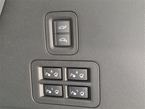 New 2025 INFINITI QX80 Sensory image 14