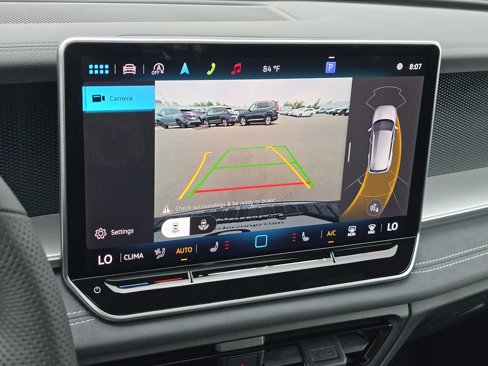 New 2025 Volkswagen Tiguan SE R-Line image 22