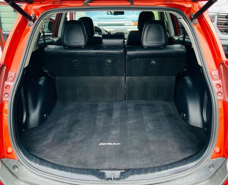 Used 2015 Toyota RAV4 Limited image 23