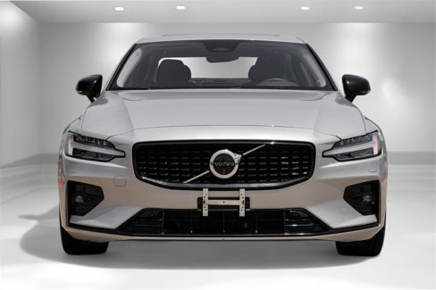 Used 2024 Volvo S60 B5 Plus image 5